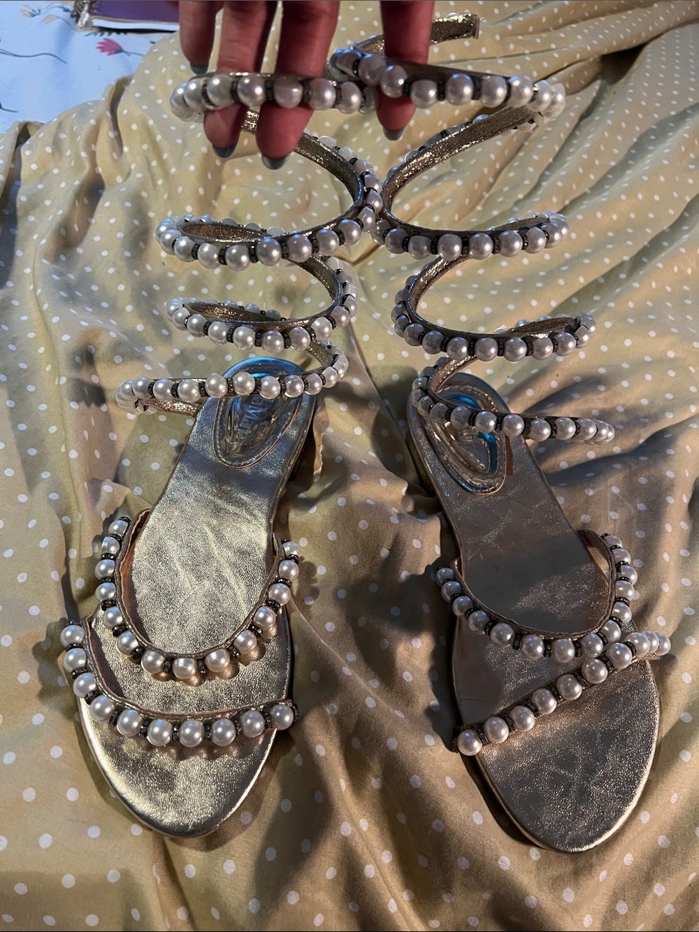 Pearl-Embellished Metallic Women's Gladiator Sandals - Gold